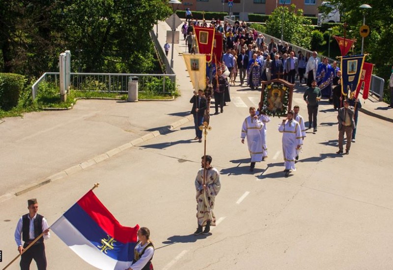 Сутра крсна слава Фоче и Храма Светог Николе
