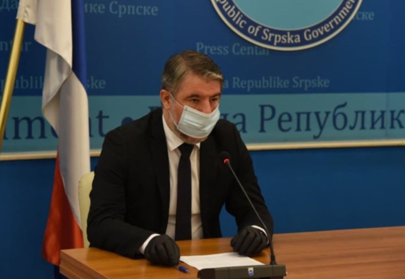 Обавезне маске на отвореном у специфичним ситуацијама