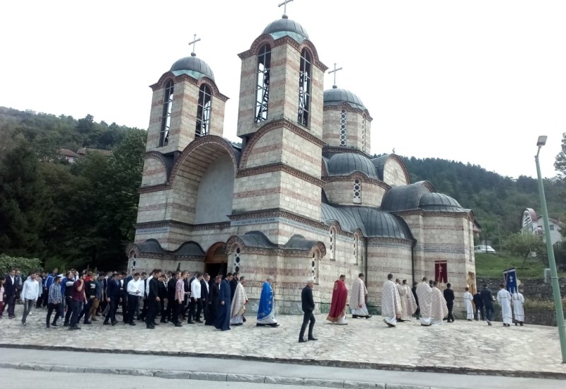 Крсна слава Богословије Светог Петра Дабробосанског