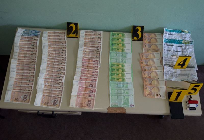 Осумњичен да је противправно стекао око 136.000 КМ