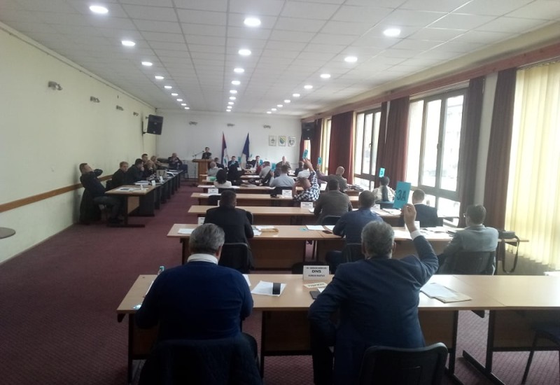Усвојен ребаланс за ову и нацрт буџета за 2022. годину- граде се нова депонија и зграда за младе брачне парове