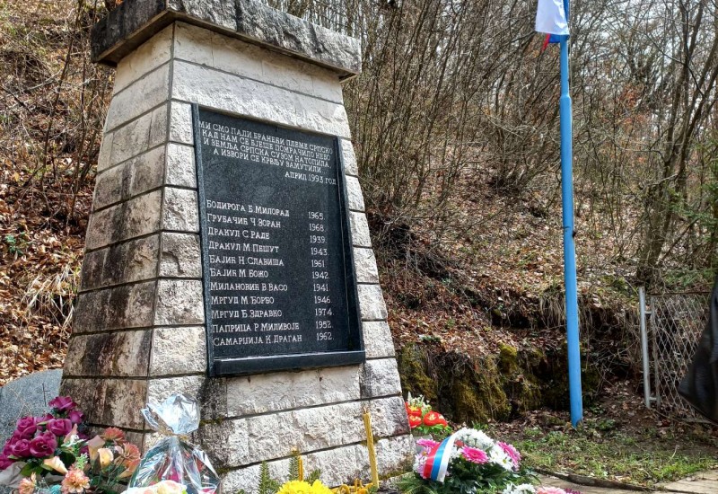 У недјељу 30 година од погибије 11 бораца у Кратинама