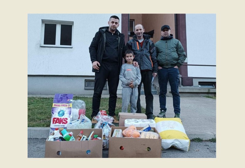 Божићна акција навијача Партизана: Пакети и новац за вишечлане породице