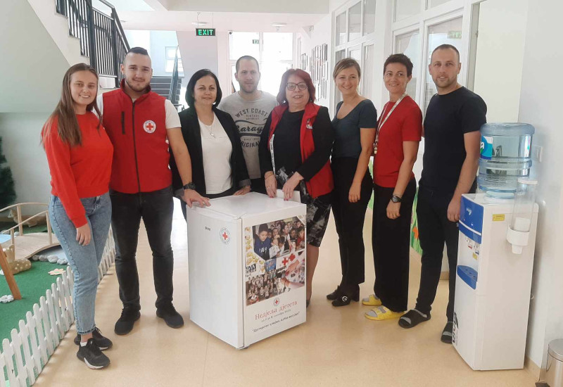 Поклон фочанског Црвеног крста за Дјечији вртић "Чика Јова Змај"