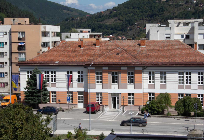 Сутра уручење рјешења о додјели новчане подршке вишечланим породицама