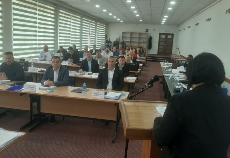 Минићу Повеља општине, Кошарац почасни грађанин Фоче