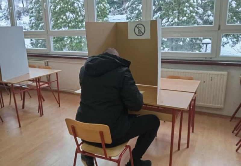 ОИК: До 15.00 часова излазност у Фочи 29 одсто