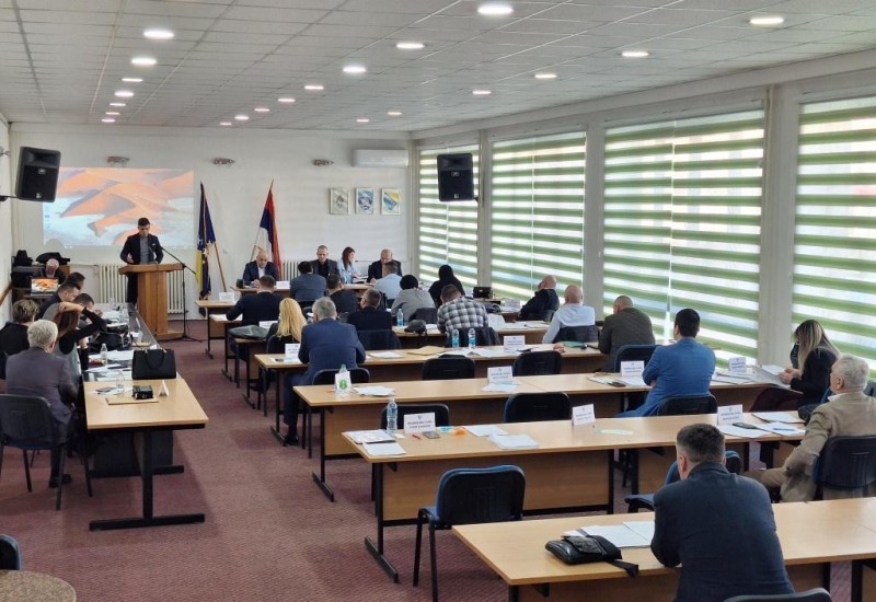 Засједа локални парламент, на дневном реду 18 тачака