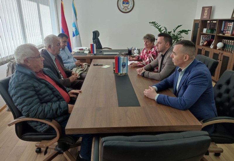 Помоћ за 700 пензионера пред Васкрс