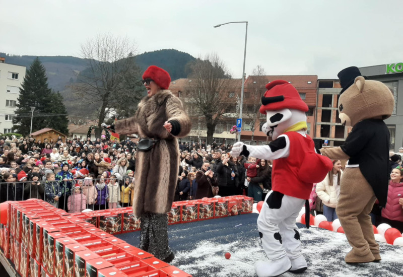 Тијана Дапчевић фочанским малишанима уљепшала Нову годину
